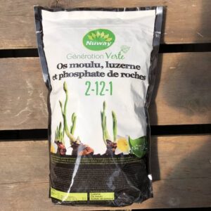 Os moulu avec luzerne et phosphate de roche